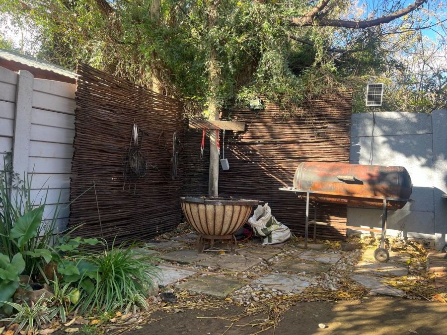 2 Bedroom Property for Sale in Potchefstroom South North West